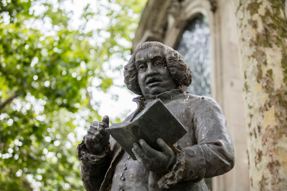 Dr Samuel Johnson Statue