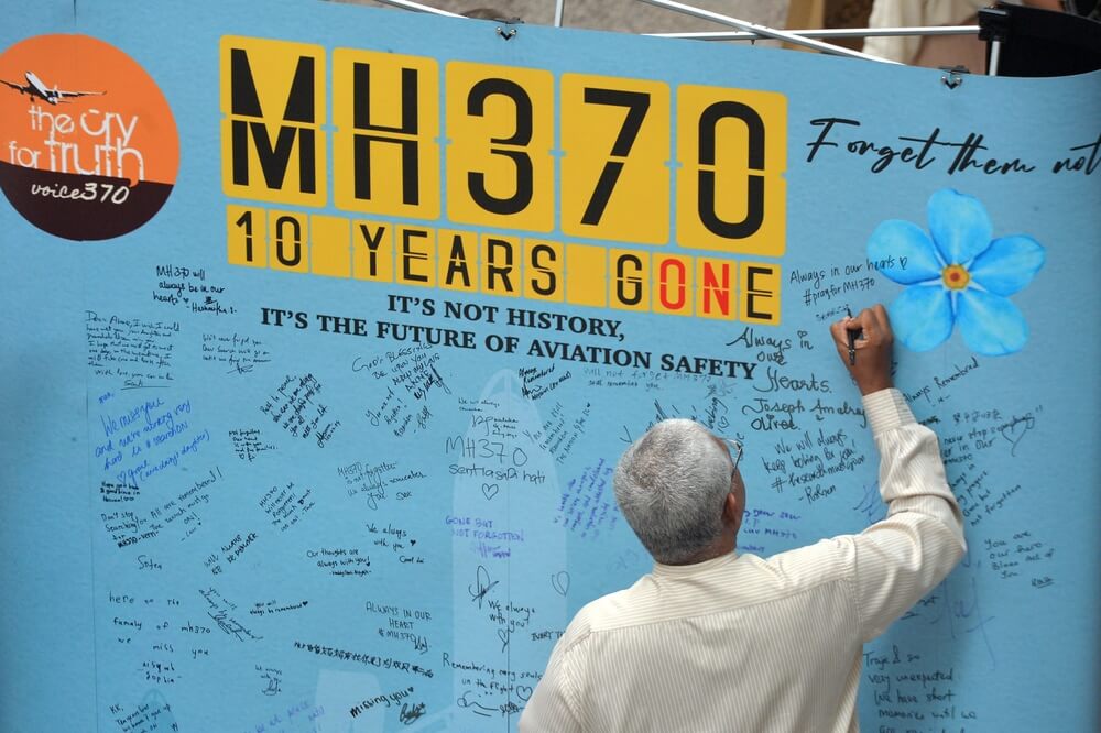 MH370 Memorial Board