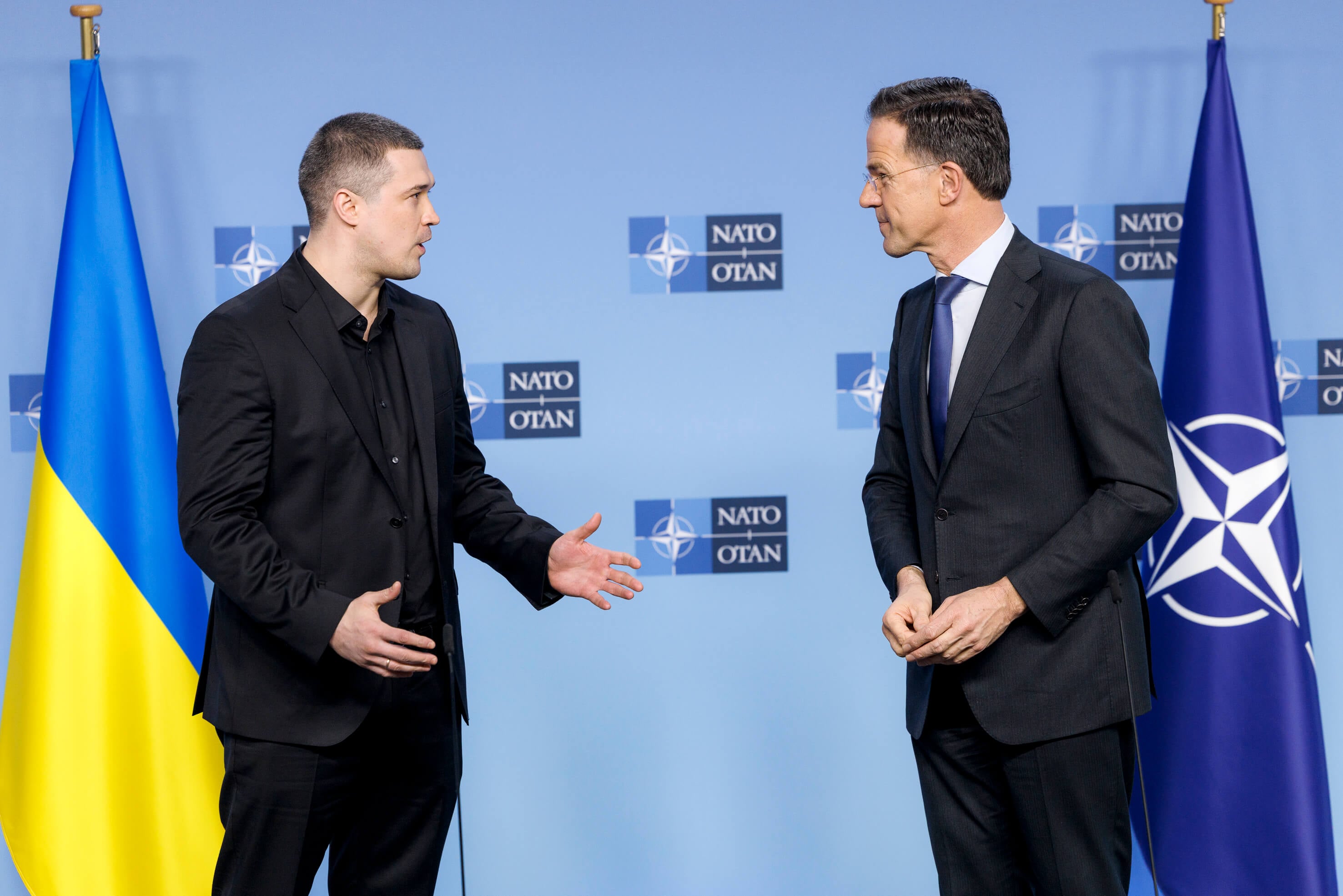 Mykhailo Fedorov, Mark Rutte