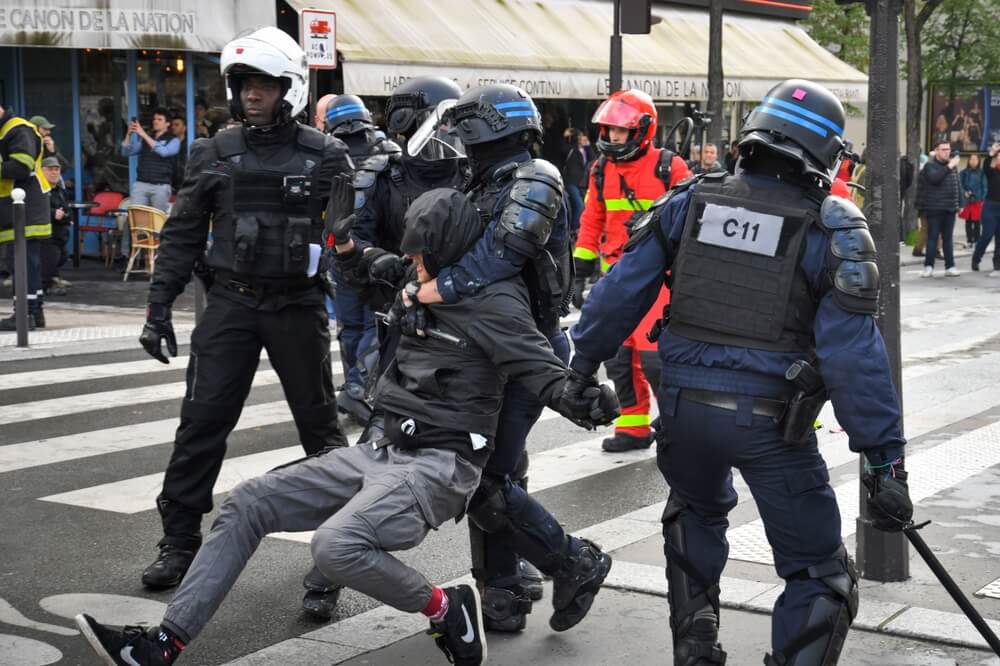 Paris Protest Police