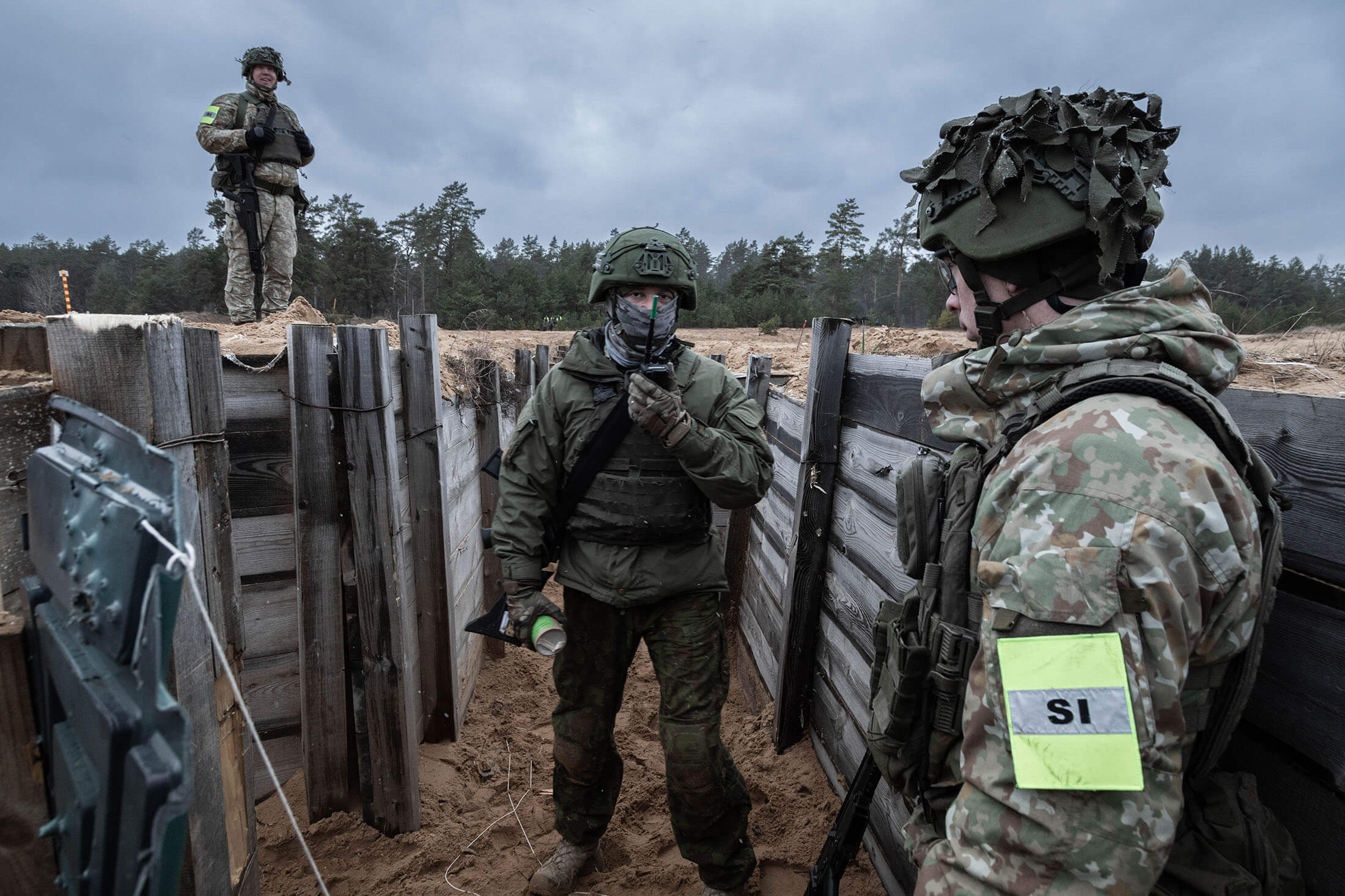 Ukraine Troops