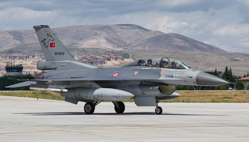 Turkey F-16