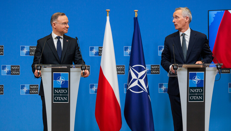 Andrzej Duda, Jens Stoltenberg