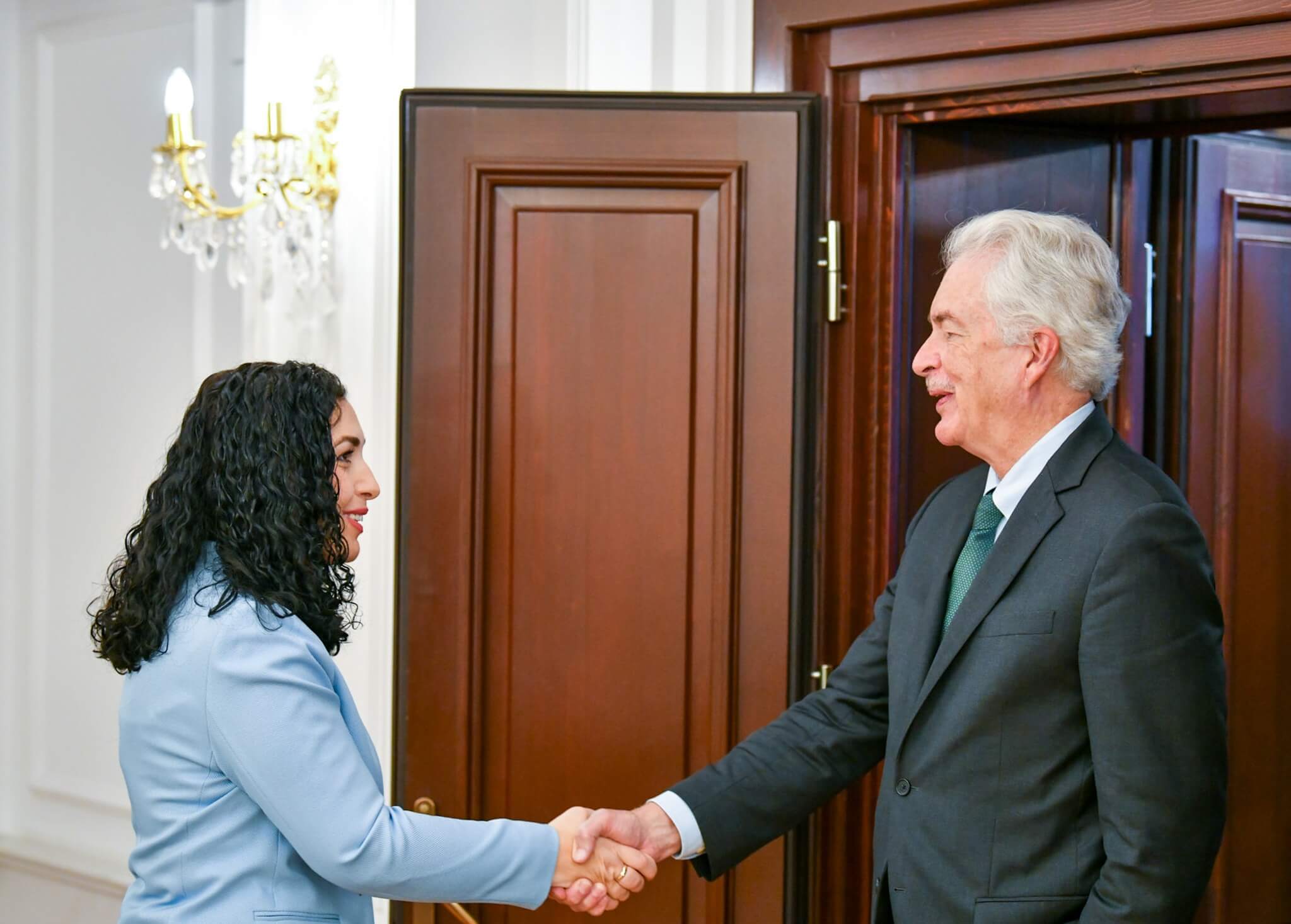 Vjosa Osmani with William Burns