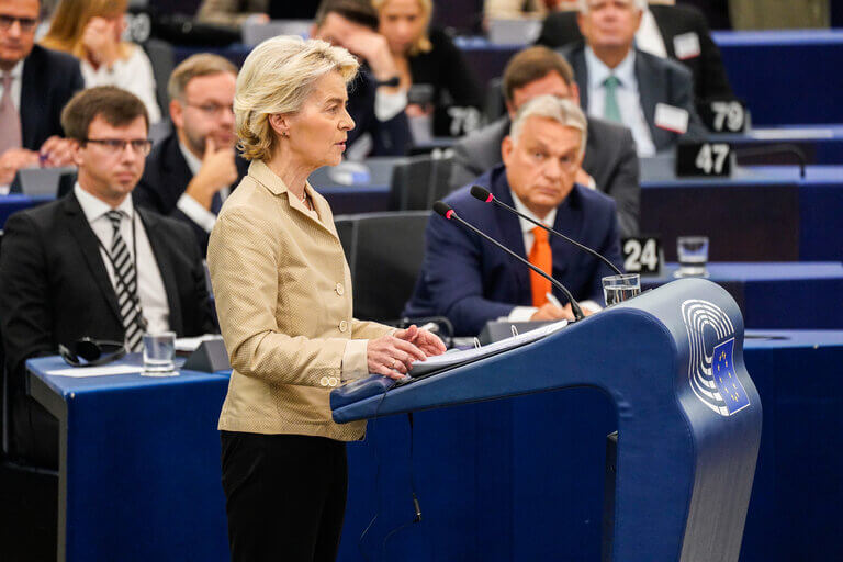 Ursula Von der Leyen, Viktor Orban