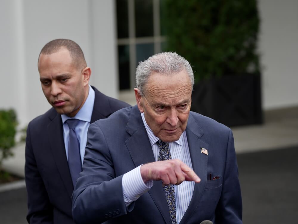 Hakeem Jeffries, Chuck Schumer