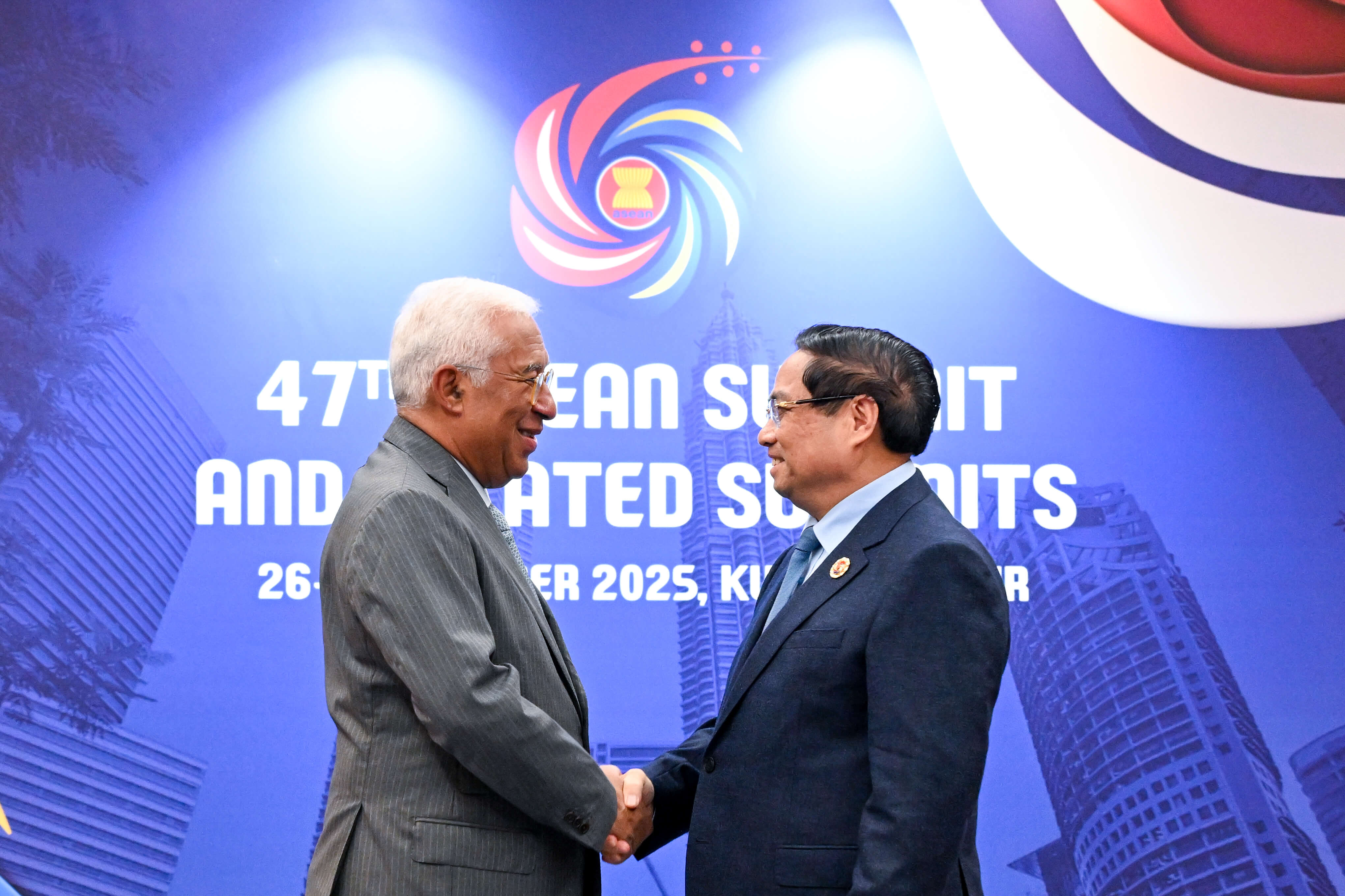 Antonio Costa, Minh Chinh