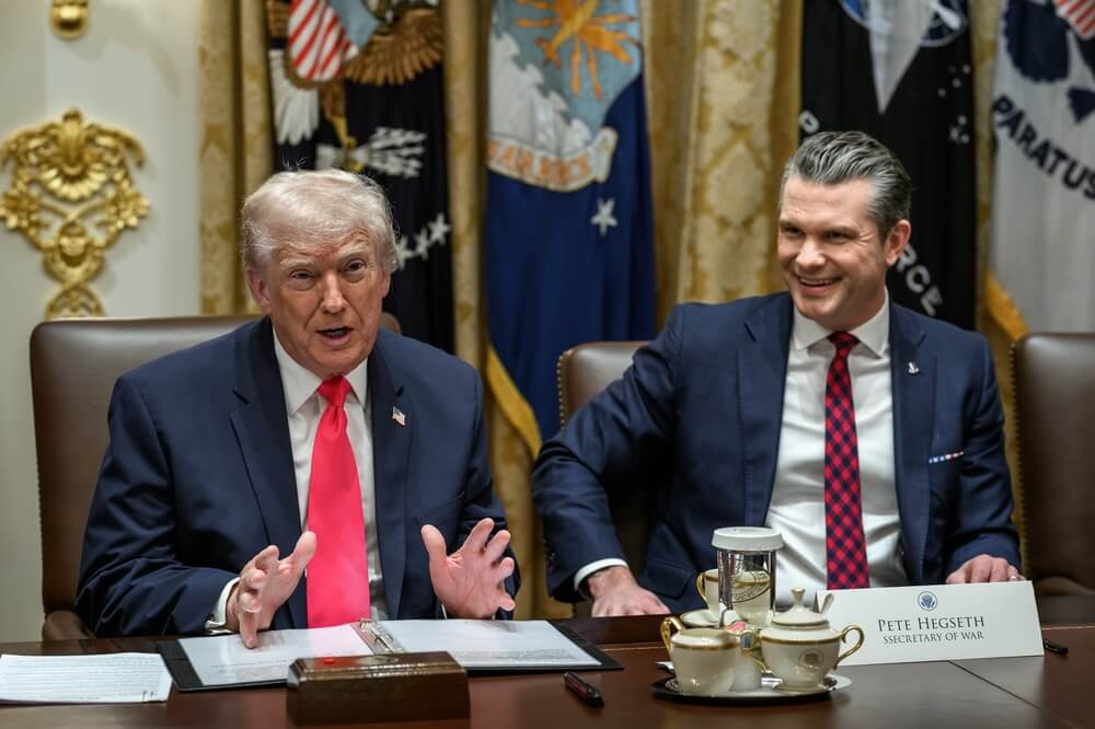 Donald Trump, Pete Hegseth