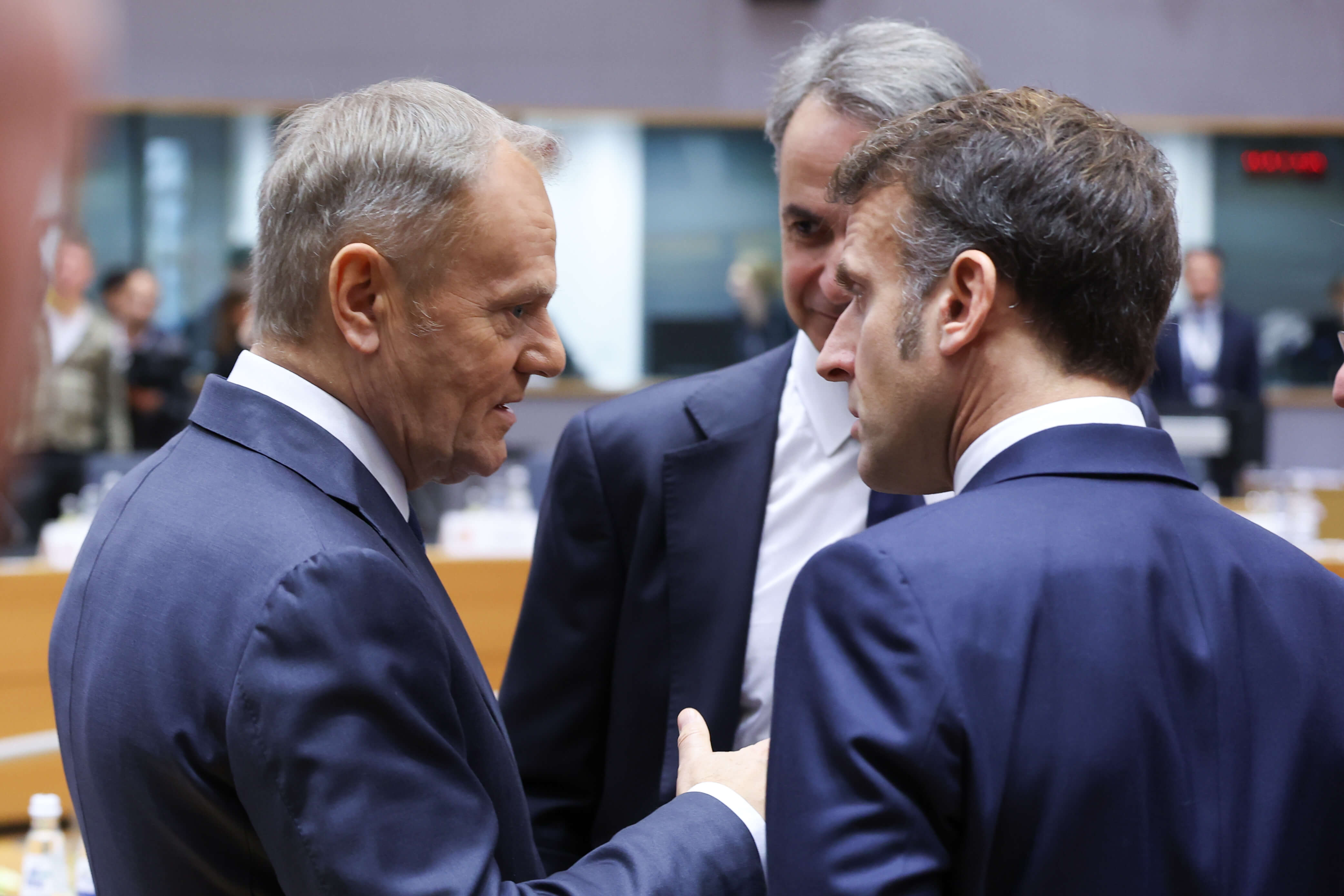 Donald Tusk, Emmanuel Macron