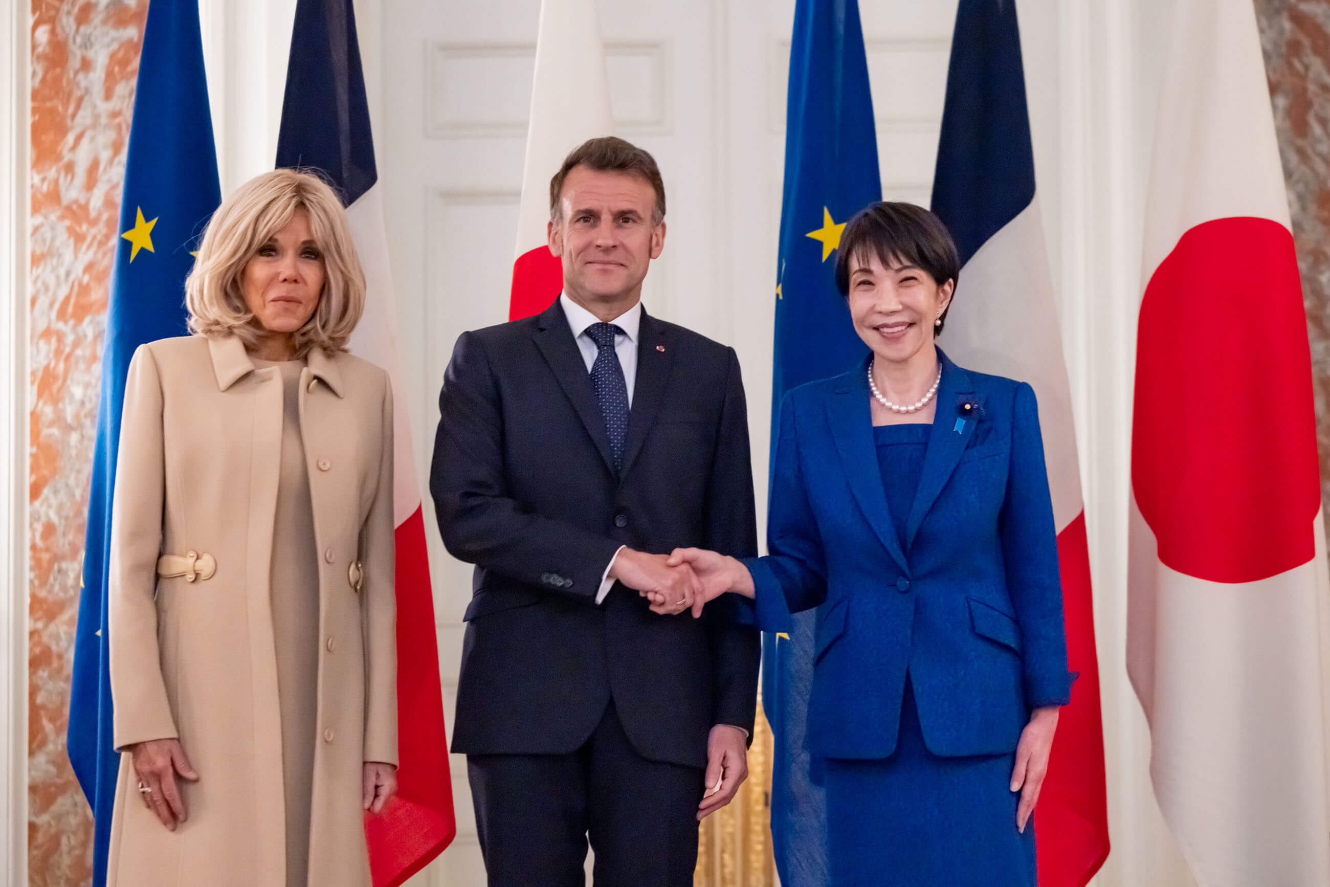 Emmanuel Macron, Sanae Takaichi