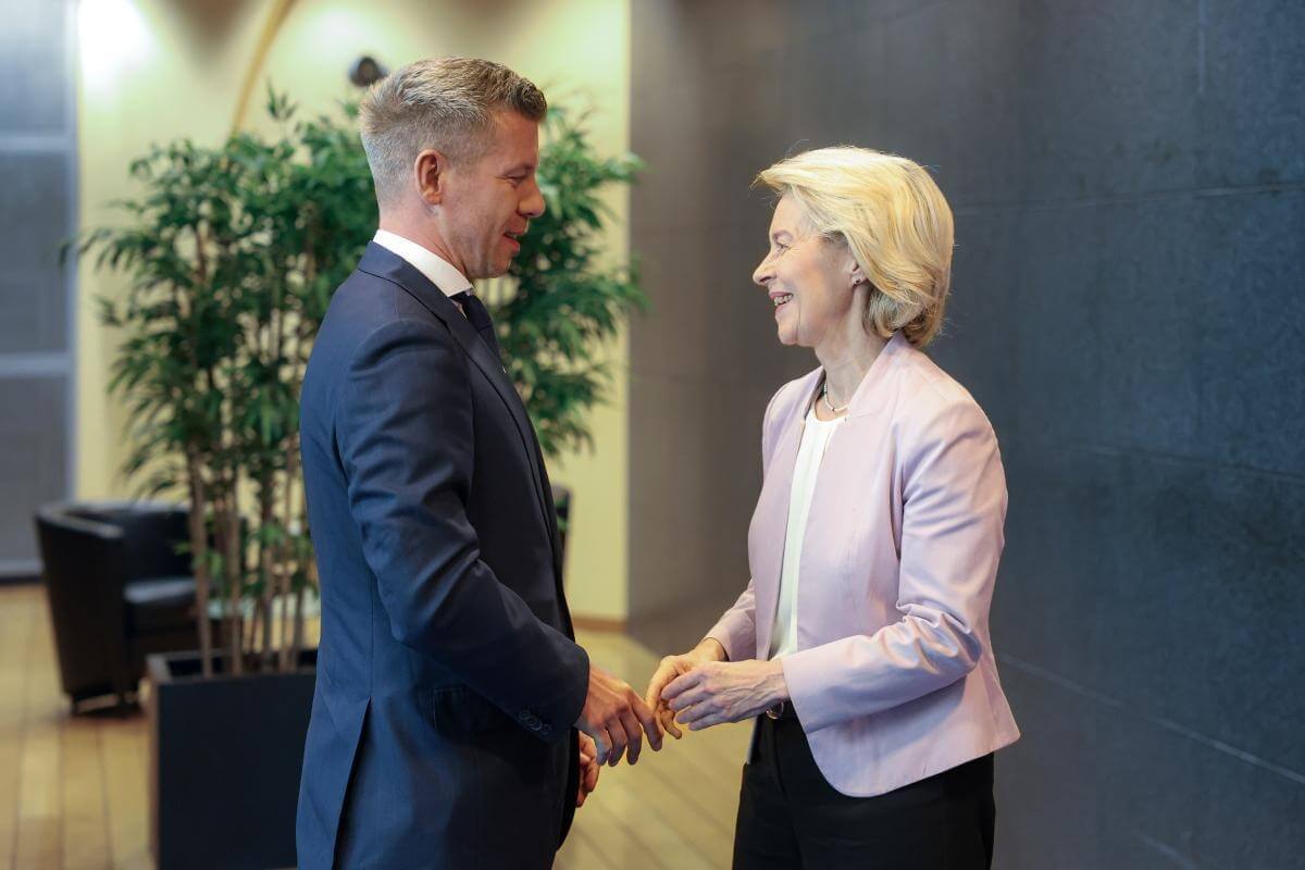 Peter Magyar, Ursula Von der Leyen