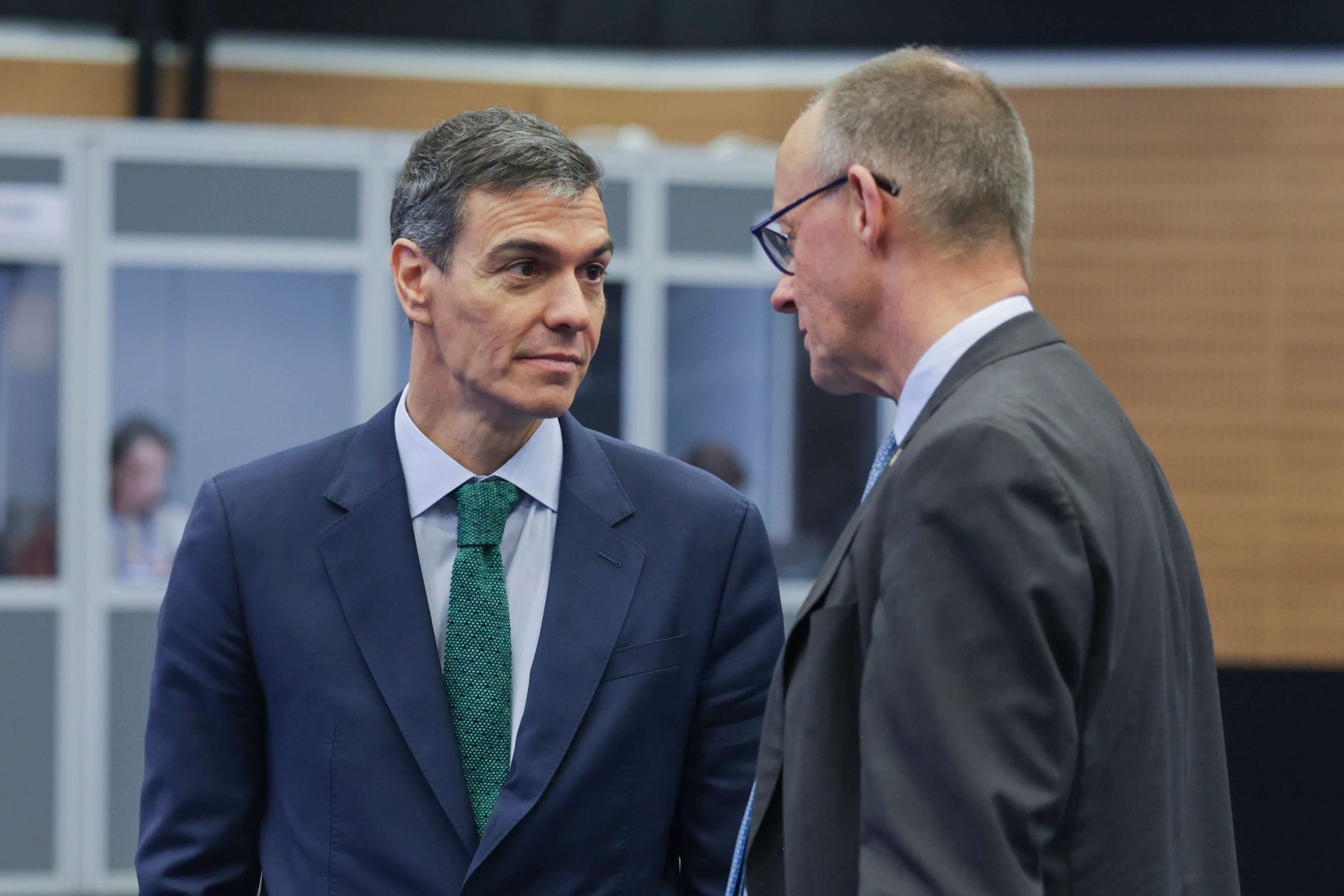 Pedro Sanchez, Friedrich Merz