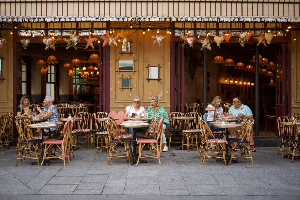 Paris Cafe