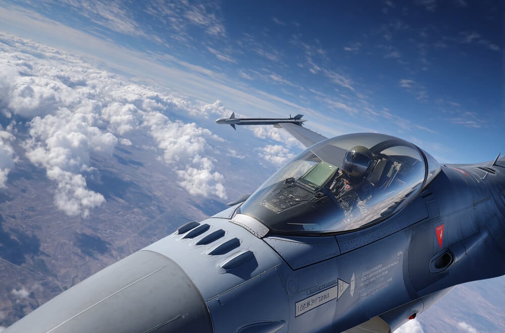 F-16
